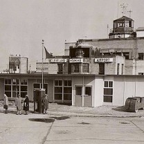 The passenger terminal at Cleveland-Hopkins Airport, c. 1956